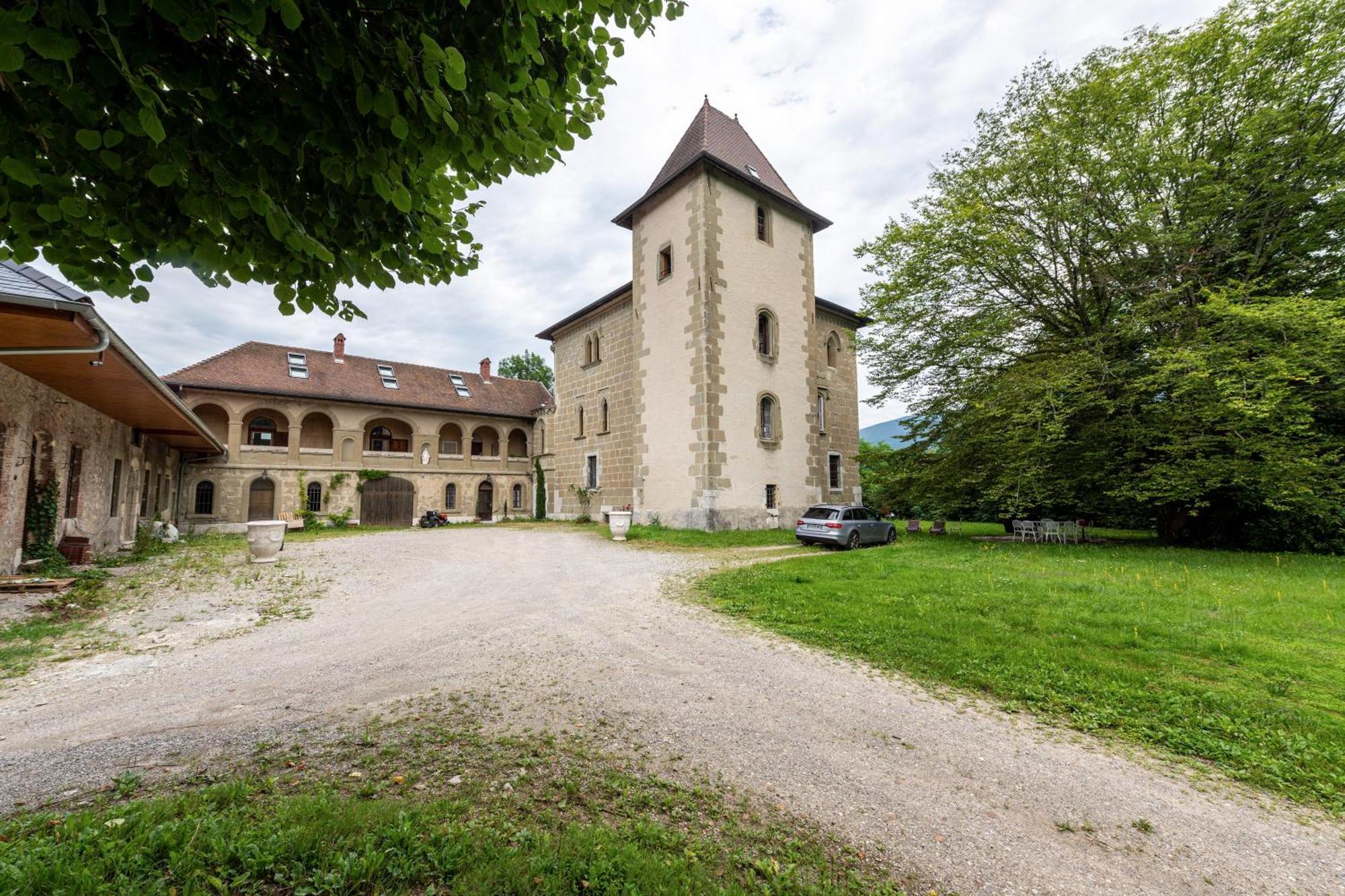 Chateau De Montpon - Grand Logement Apartment Saint-Sylvestre  Exterior photo